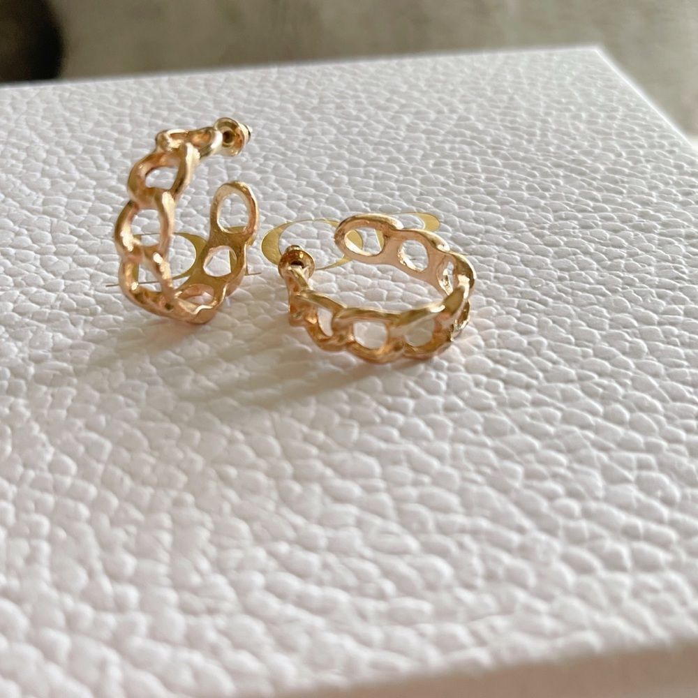 Gold Hoop Chain Earrings - Picture 3 of 5